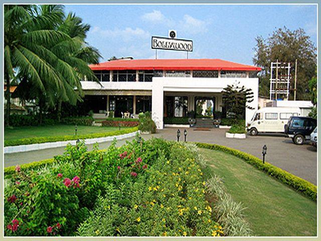 Bollywood Sea Queen Hotel