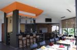 Tropical Hotel Picture 5