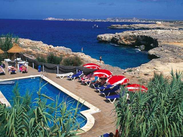 Sol Ponent Apartments