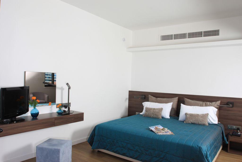 Sun Hall Aparthotel