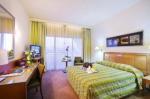 Ajax Hotel Picture 1