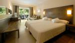 Beach Club Font De Sa Cala Hotel Picture 3