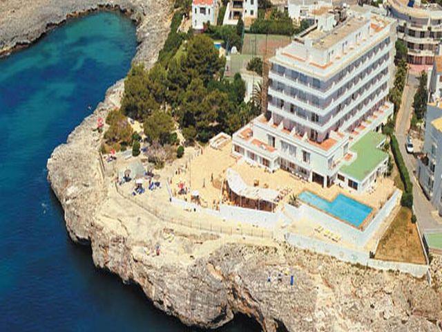 Cape Colom Hotel