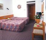 Kapetanios Bay Hotel Picture 4