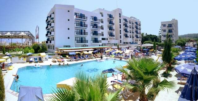 Kapetanios Bay Hotel