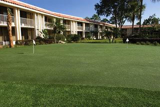 International Plaza Resort and Spa