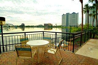 Ramada Inn Hotel