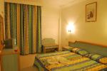 Karawan Beach and Resort Hotel Picture 3