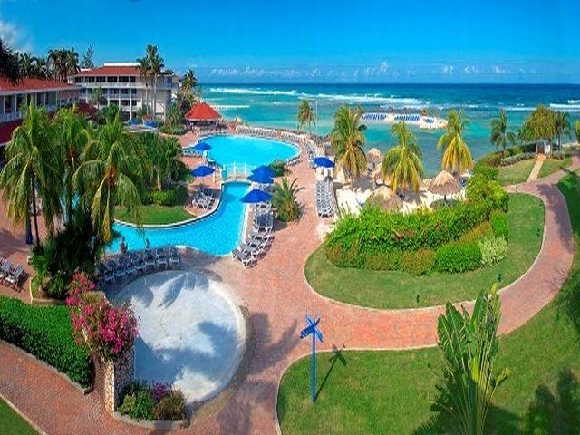 Holiday Inn Sunspree Resort