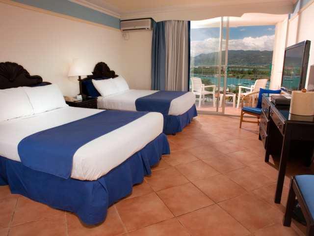 Sunset Beach Resort & Spa