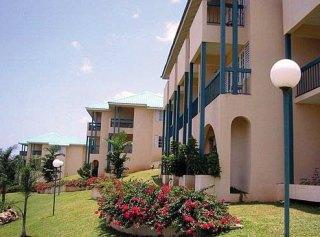 Runaway Bay Heart Hotel