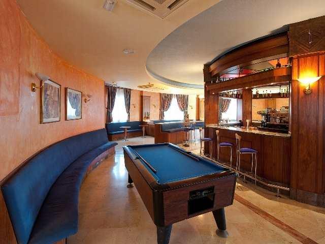 Castillo De Elba Aparthotel