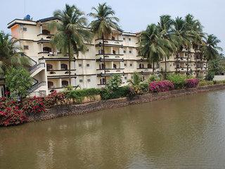 Maizons Lakeview Resort Hotel