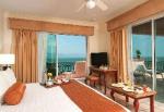 Golden Crown Paradise Hotel Picture 1