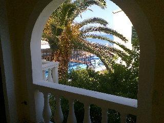 Salvanos Apartments