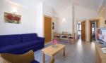 Cinco Plazas Apartments Picture 5