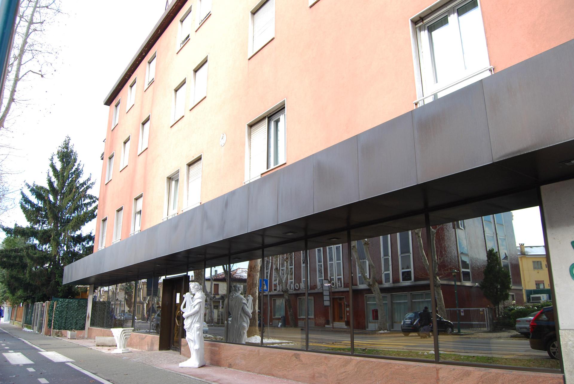 Lloyd Hotel