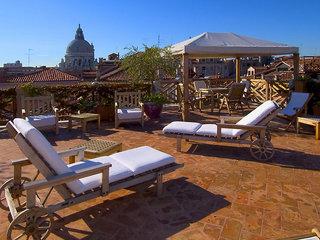 Saturnia International Hotel