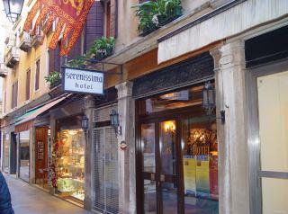 Serenissima Hotel