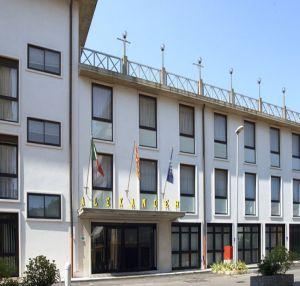 Alexander Hotel