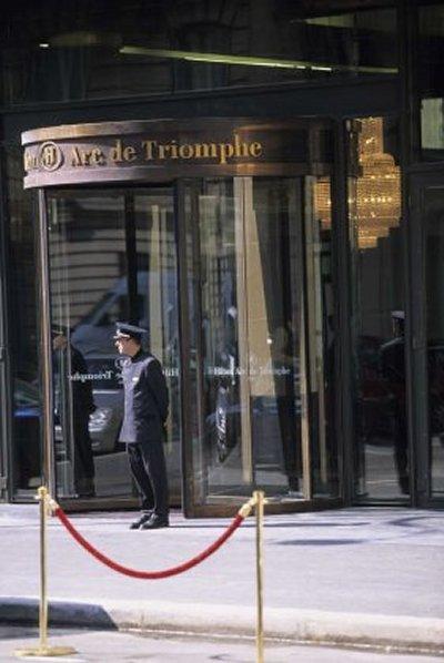 Hilton Arc De Triomphe Paris Hotel