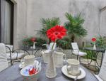 Ramada Tour Eiffel Hotel Picture 5