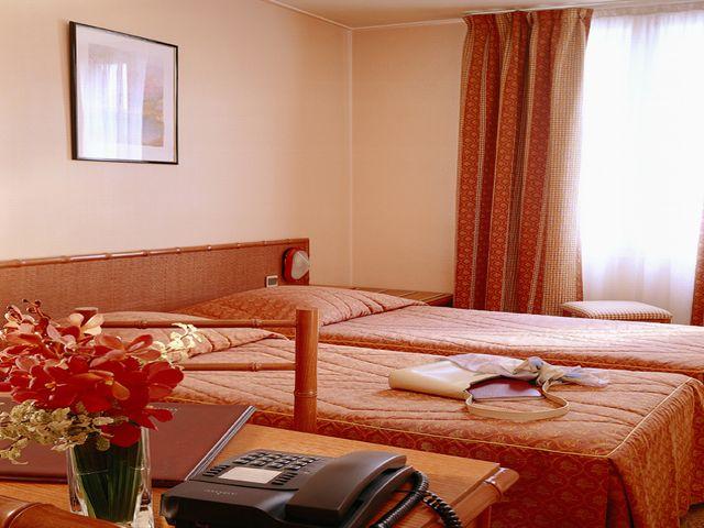 Trianon Gare De Lyon Hotel