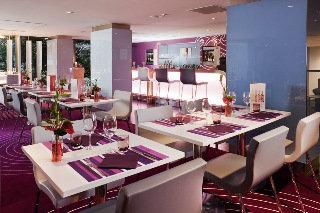 Mercure Tour Eiffel Suffren Hotel