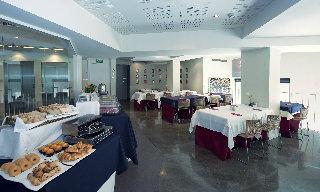 Amister Hotel