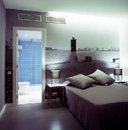 Catalonia Avinyo Hotel