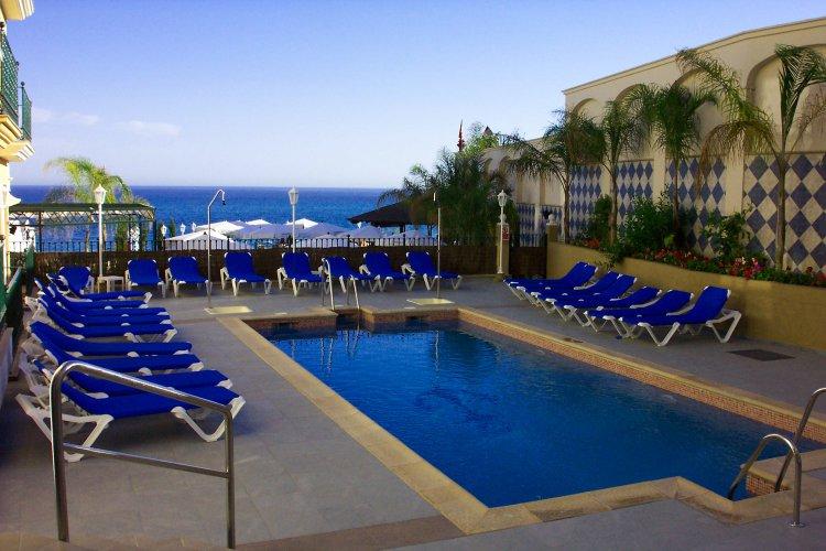 Toboso & Azahara Hotel