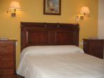 Abril Apartments Picture 2