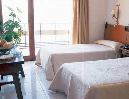Torre De La Roca Hotel