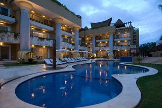 Pueblito Escondido Resort & Residences Hotel