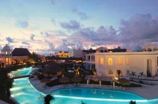 Excellence Riviera Hotel