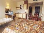 Golden Yavor Hotel Picture 6