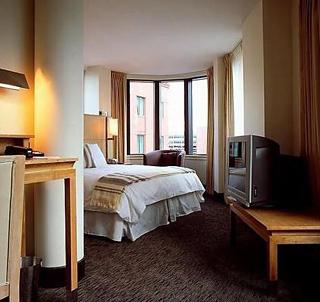 Bulfinch Hotel