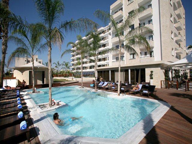 Atlantica Oasis Hotel