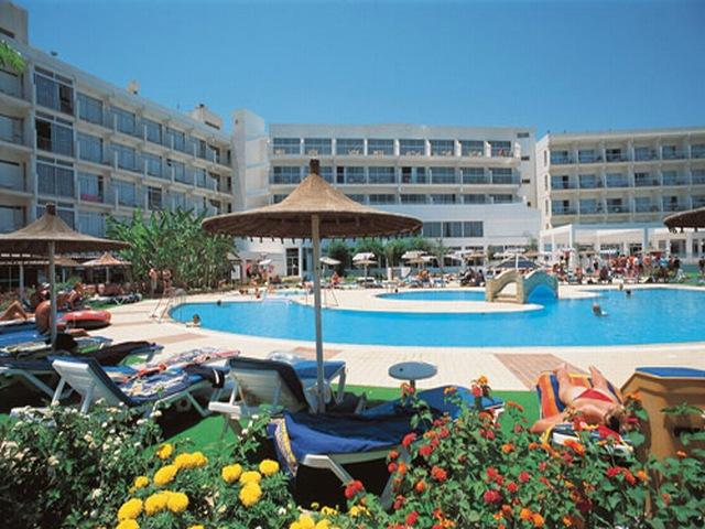 Pernera Beach Hotel