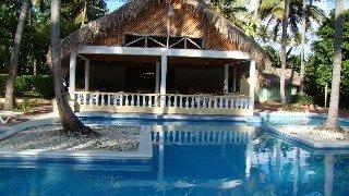 El Cortecito Inn Hotel