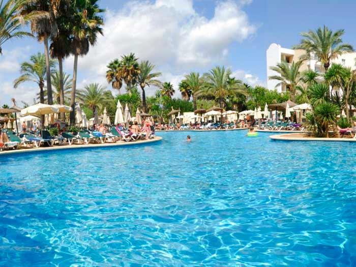 Protur Safari Park Hotel