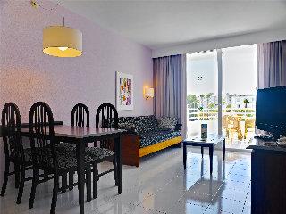 Protur Vista Badia Aparthotel