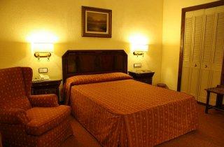 Los Naranjos Hotel