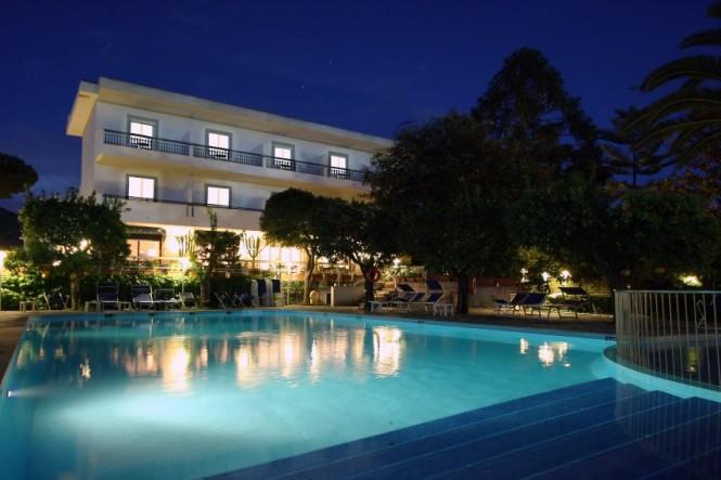Alpha Hotel