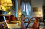 Capri Hotel Picture 2