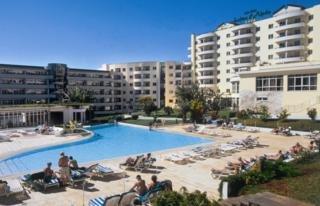 Jardins d'Ajuda Suite Hotel