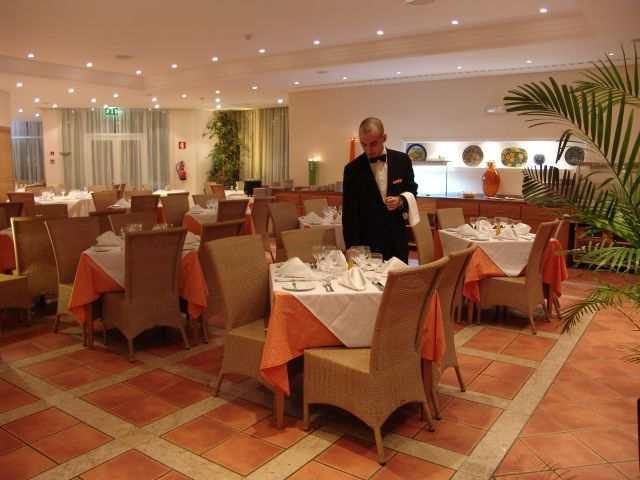 Alpinus Falesia Suites Hotel