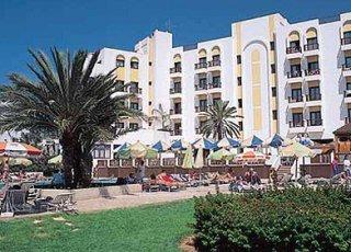 Oasis Hotel