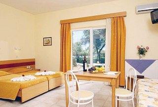 Saint Nicholas Aparthotel