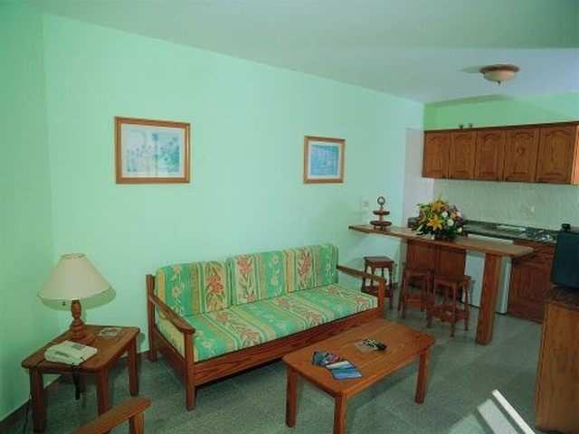 Castillo Playa Bungalows
